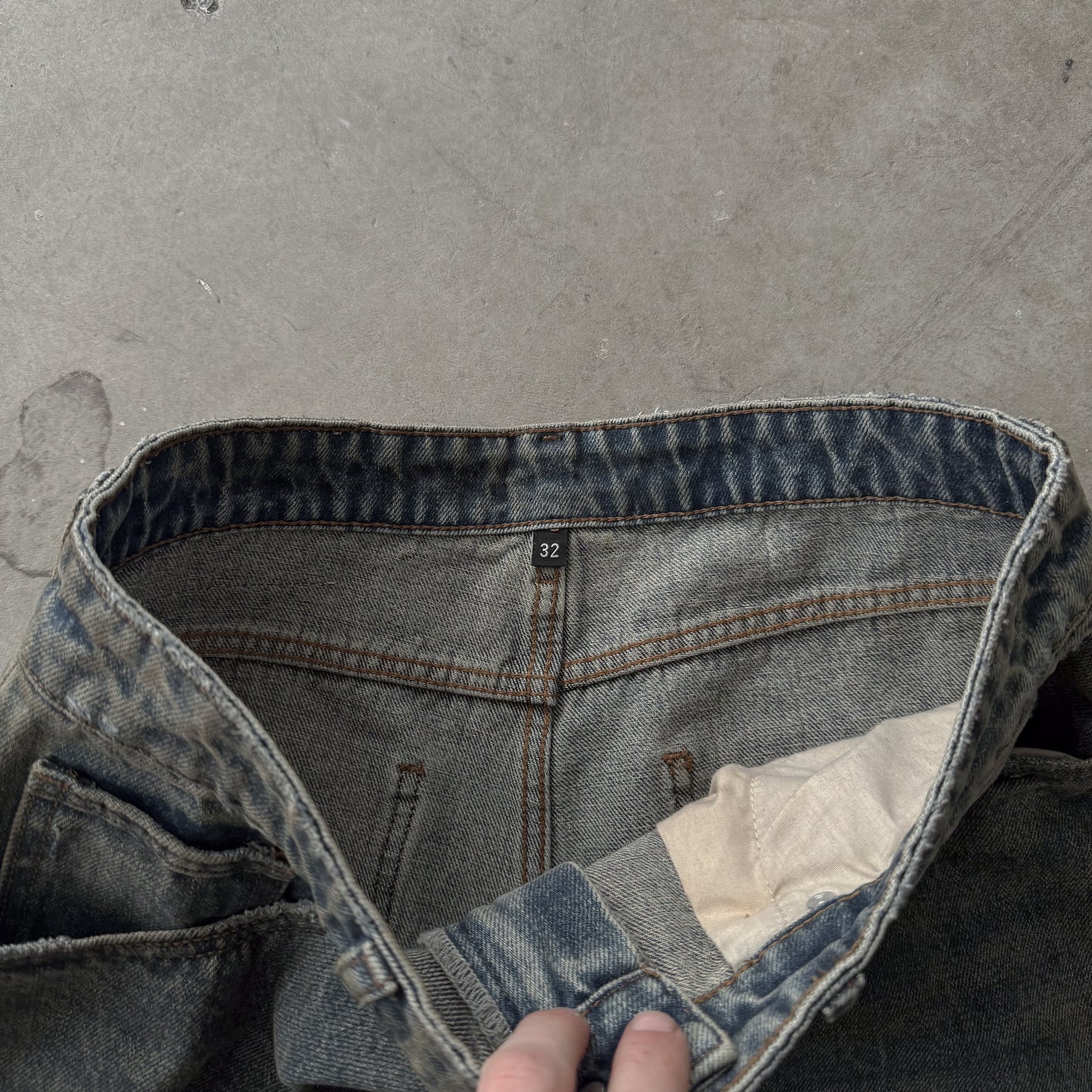 Basketcase Gallery Garage Wash Distressed Jeans