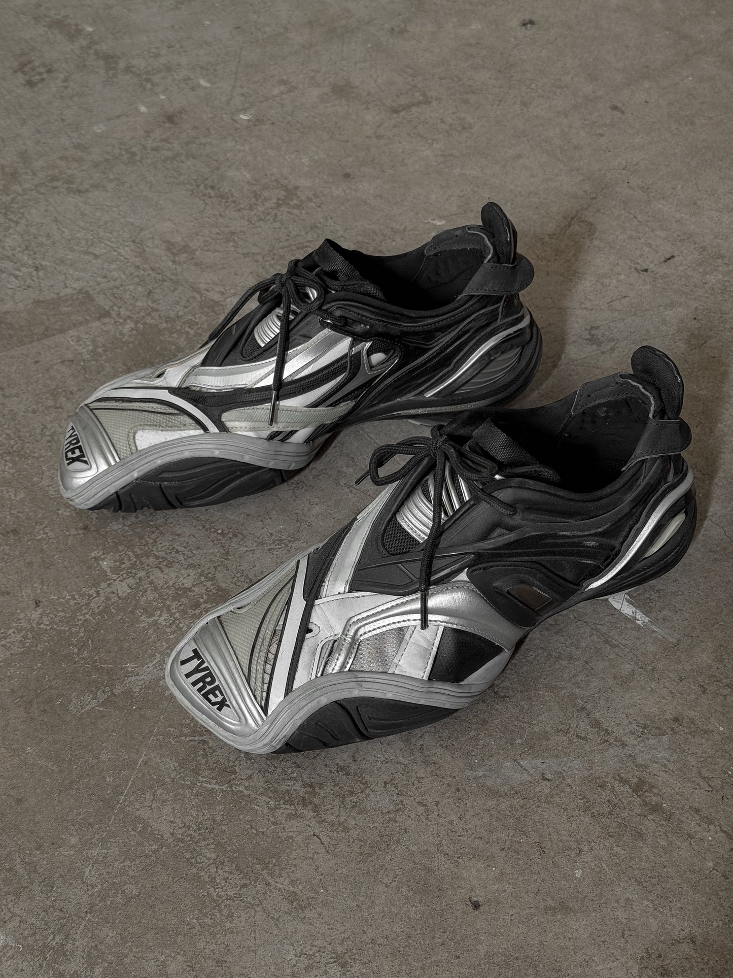 Balenciaga Tyrex Sneakers Black/Silver