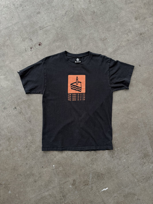 Portal 2 2011 Cake is a Lie Tee