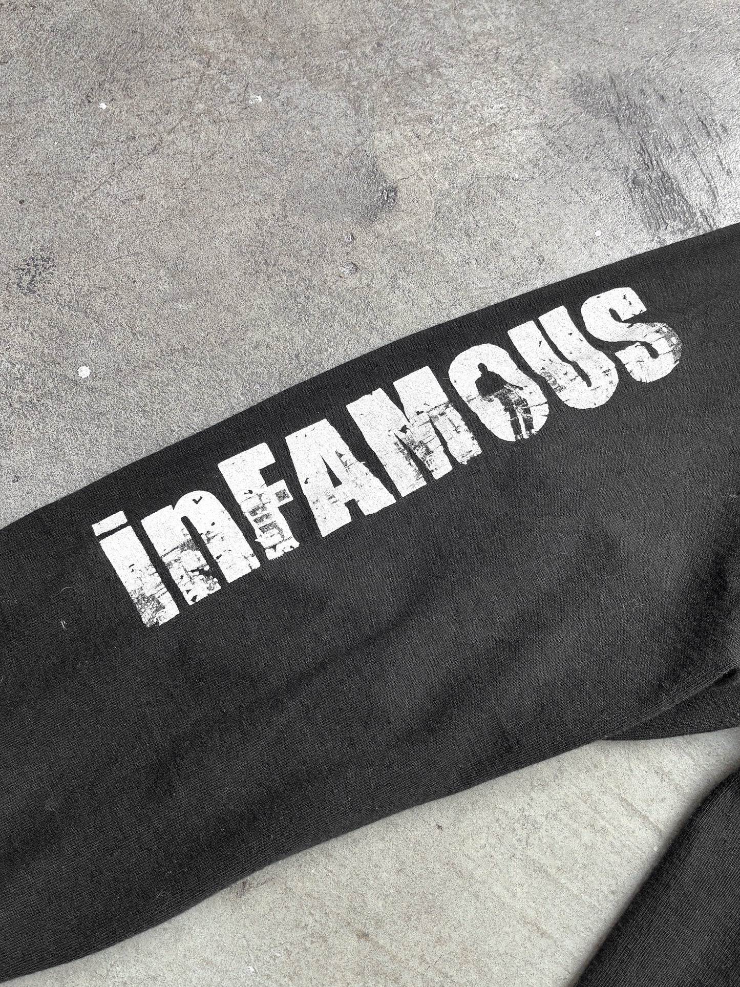 Vintage Infamous 2009 Longsleeve Tee